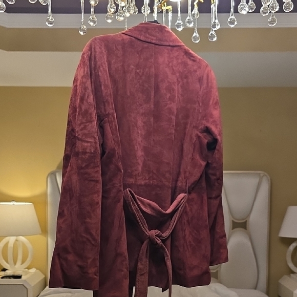 MaxMara Suede Belted Blazer - Soft Burgundy - Picture 11 of 16